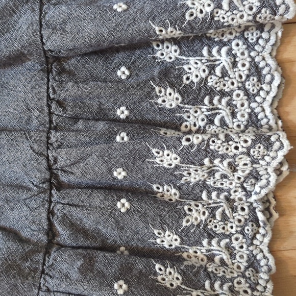 Joe Benbasset Sz M 100% Cotton Elastic Waist Flared Skirt with Embroidered Hem - Picture 3 of 5